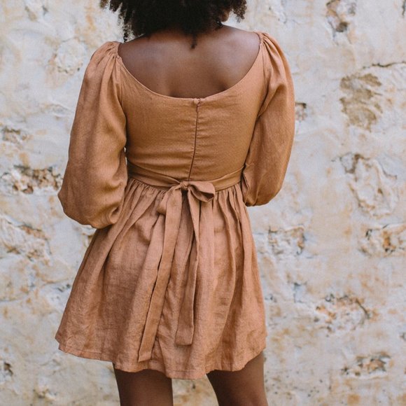 Kara Thoms BELLFLOWER MINI DRESS IN MOCHA - Picture 1 of 4